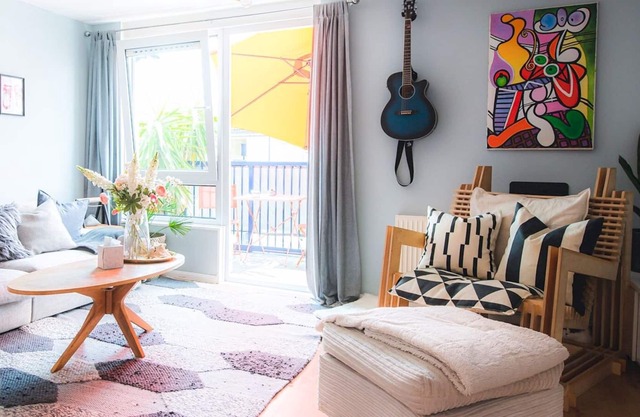 Pass the Keys | Stylish and modern 2 bed flat Deptford
