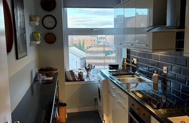 Pass the Keys | Vintage and modern 1BR city centre