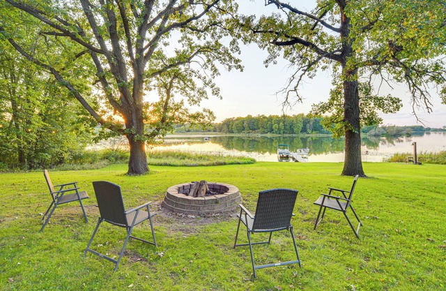 Patio, Views & Hot Tub: Quiet Lakeside Cabin