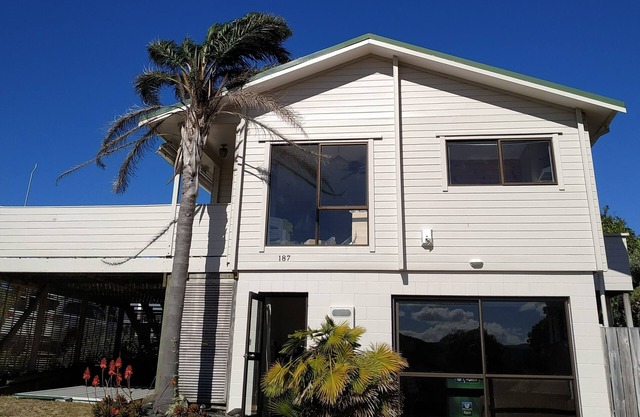 Pauanui bach with great outdoor living and views.