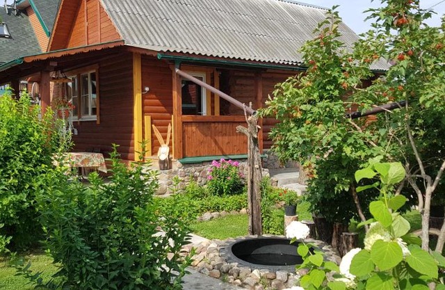 Pavlovskoe Podvorye Guest House with Russian Steam Bath