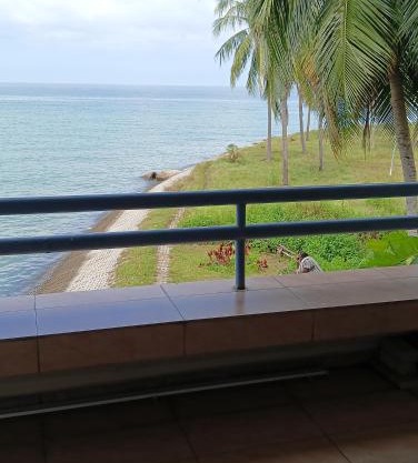 pd homestay 2 bilik tidur view pantai Corus paradise Lagoon seaview beach
