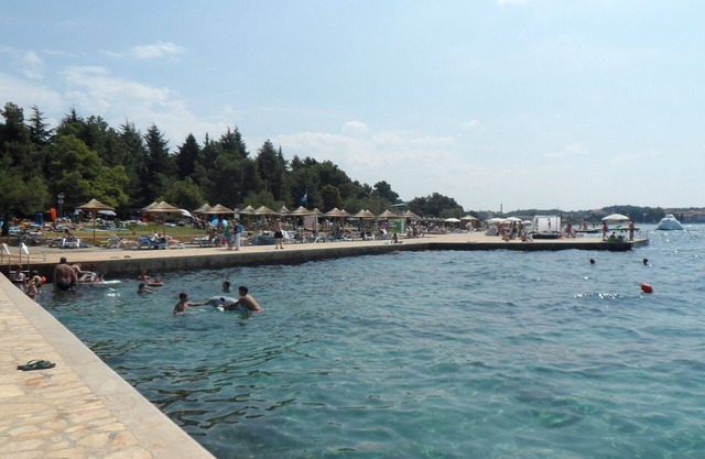 Peaceful and friendly holiday home with a swimming pool for you and your family