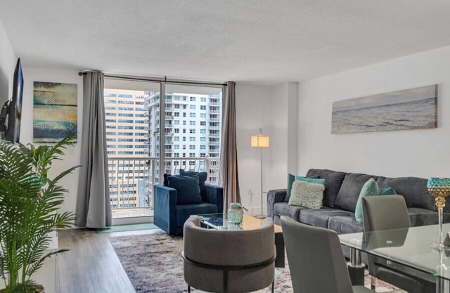 Peaceful Brickell 1BR | Water & City Outlook