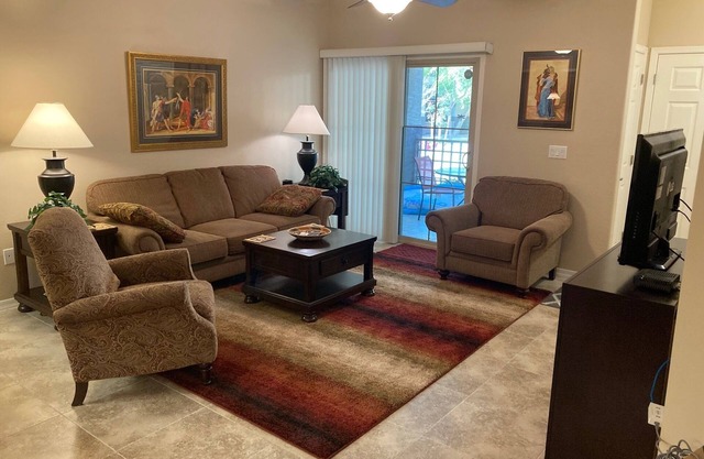 Peaceful condo in gated community.Apartment style,main floor.
