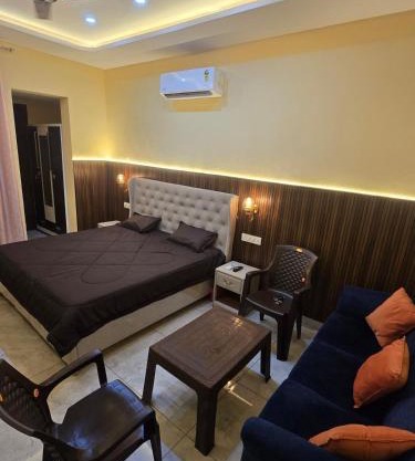 Peaceful Getaway - Homestay Near Airport