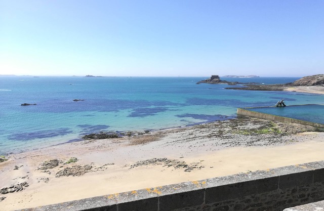 Peaceful house for 8/9 people in a secluded farmhouse, 10 minutes from the beach.