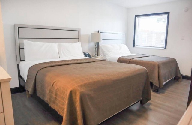 Peaceful Stay near Rockvale Outlets w/Parking Available on Site