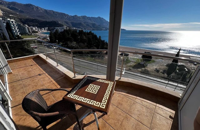 Penthouse Beccici Apartament