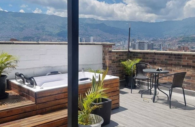 Penthouse Rooftop Gem in the Laureles