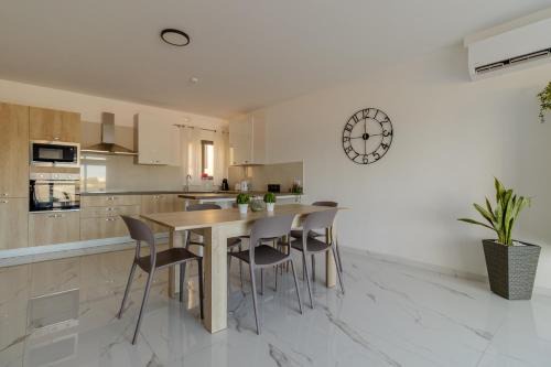 Penthouse with 3 bedroom