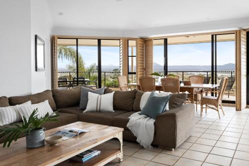 Penthouse with Incredible Views & Pool
