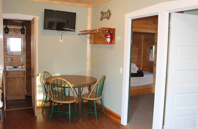 Perch Cabin - Fremont, WI