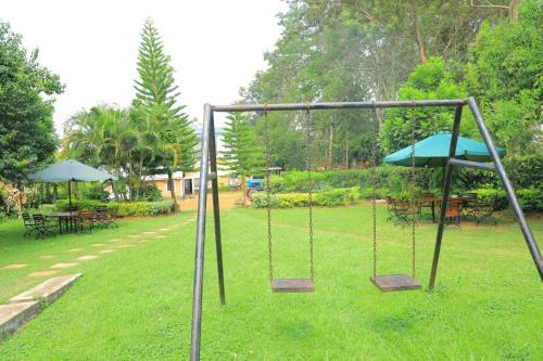Pereto Gardens