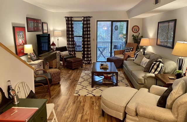 Perfect Athens Getaway Townhome