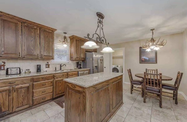 Perfect for a group getaway to see the Motor Race!