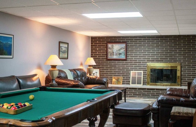 Perfect for Family Gatherings & IU Sporting Events!