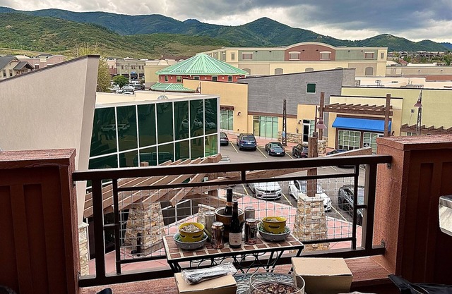 Pet friendly condo in park city