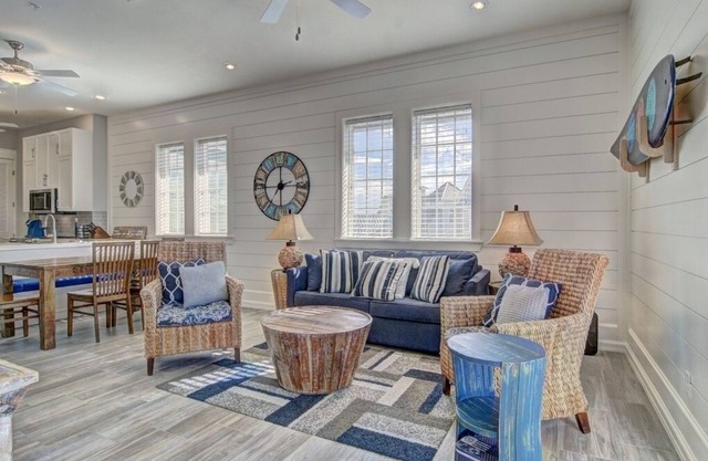 Pet-Friendly Condo w/Central Location+Resort-Like Amenities@Cinnamon Shore