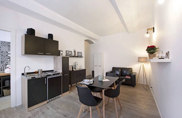 Pet-Friendly Holiday Apartment Vacànsa House in Central Location with Wi-Fi