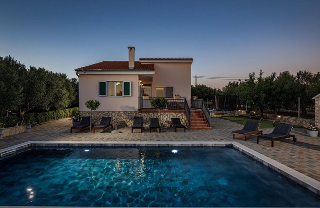 Pet friendly home in Polaca