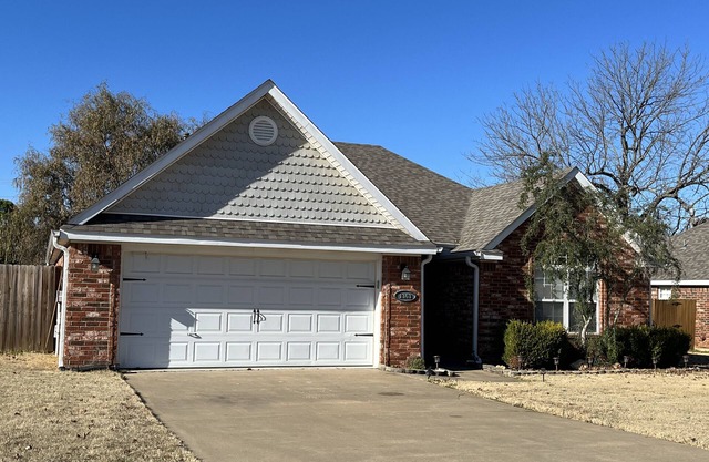 Pet-friendly home in Fayetteville