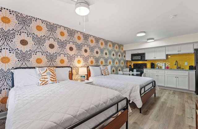 Pet Friendly Studio Seaside getaway