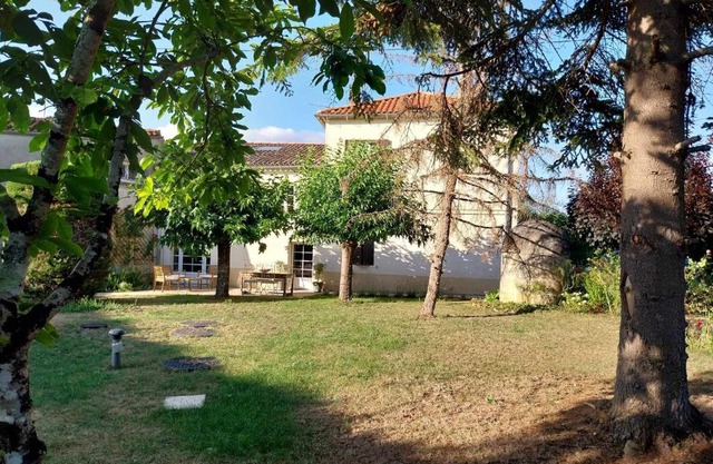 Petit Est Eco Cottage