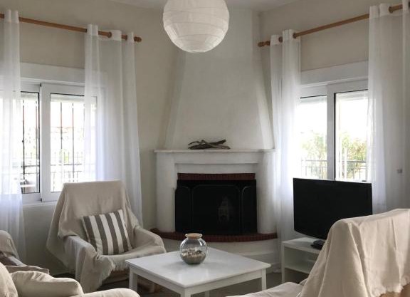 Petra's house - 2 families house