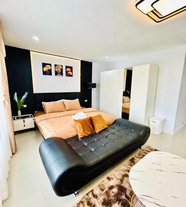 Phuket Relax in Town