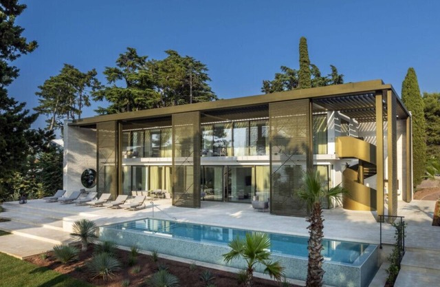 Pical Beach House by Villas Guide