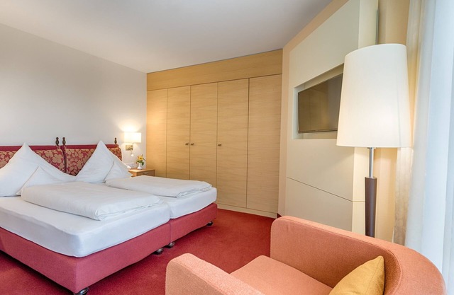 Piccolo suite, 45 sqm, with shower/WC and balcony