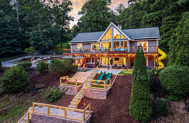 Pickleball | Movies| Games | Fall getaway!