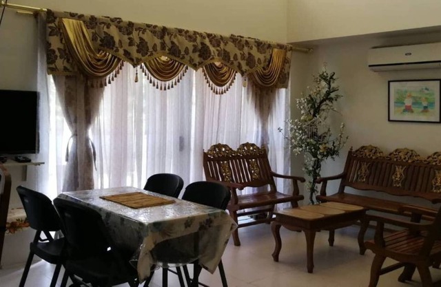 Pico de Loro Beach and Country Club Spacious 3BRJb