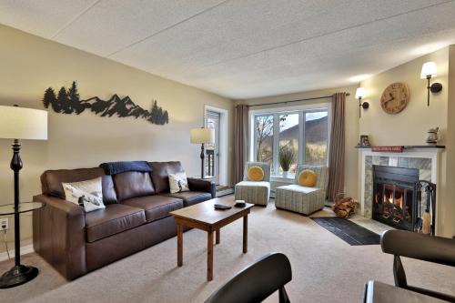Pico Mountain Condo C-307 - 1 BR, 1BA Steps to Pico Ski Slopes, Bus to Killington
