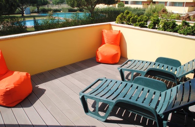 Pine Beach Spot - Furadouro, Magnífico Apartamento com Piscina e Campos de Jogos