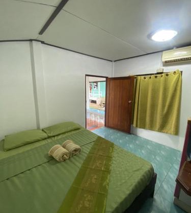 Pineapple Resort Sam roi yot