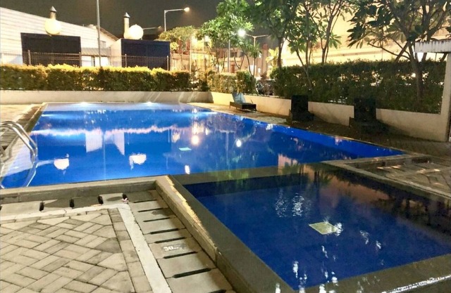 Pleasant Tifolia Studio Cozy Room In Kelapa Gading