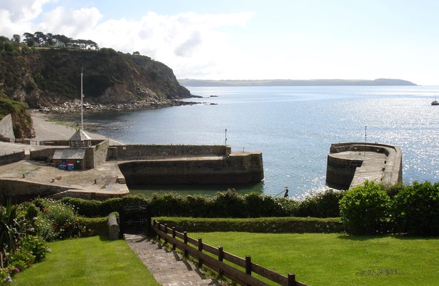 Pochin House Collections