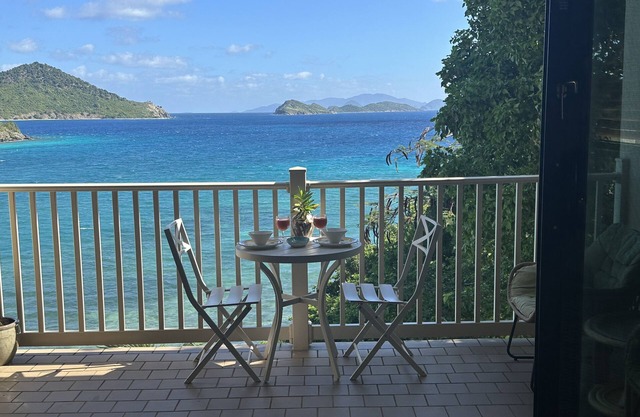 Point Pleasant USVI - Villa Songsaa - Waterfront