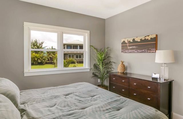 Poipu Beach Cottage AC, 1 BR, Sleeps 4