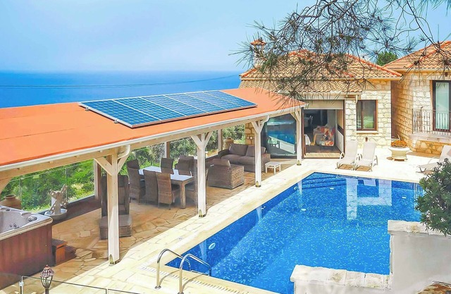 Pomos view - Four Bedroom Villa, Sleeps 8