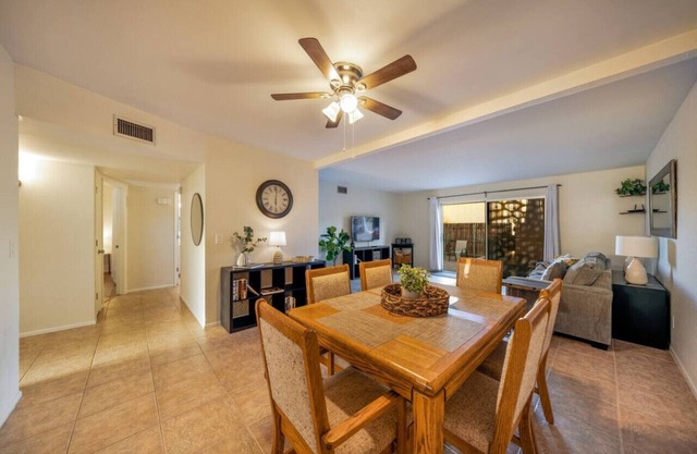 Pool/2 BR/2 BA/Patio/Near JW Marriott