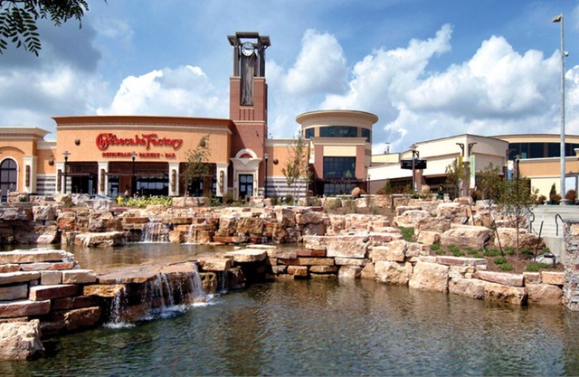 Pool Garage Gym Wifi More