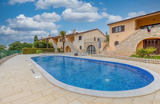 Pool House Kristina near Poreč, Kaštelir - Labinci, Croatia