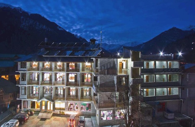 POP 70127 Apple View Resorts