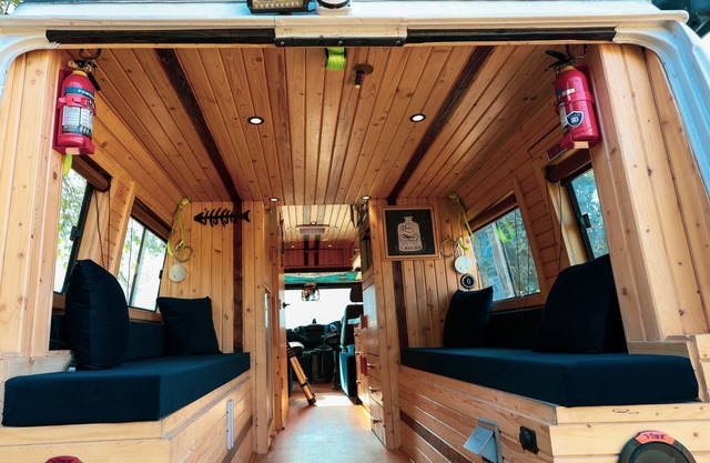 POP TOP CAMPERVAN IN INDIA SLEEPS 6 PAX @YODOCAMPERS