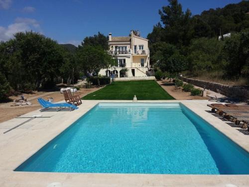 Port D'Andratx Family House, Swimming Pool & Jacuzzi 10-22 people