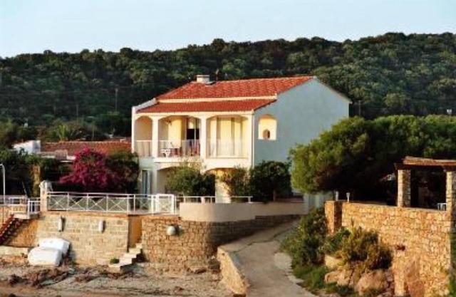 Porticcio: house/villa - 7 rooms - 10 persons