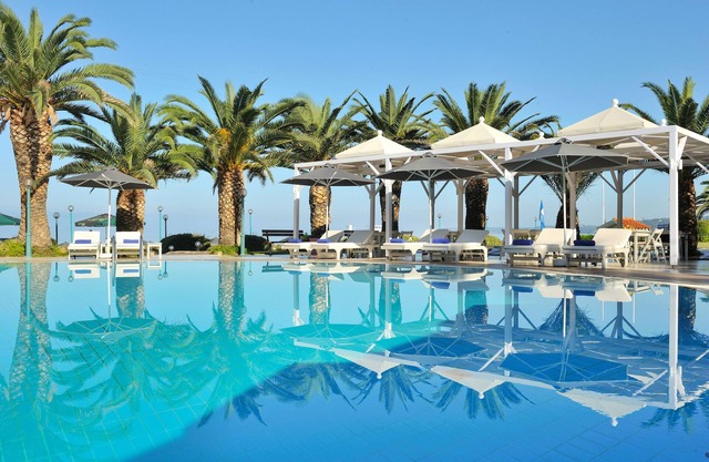 Possidi Holidays Resort & Suite Hotel